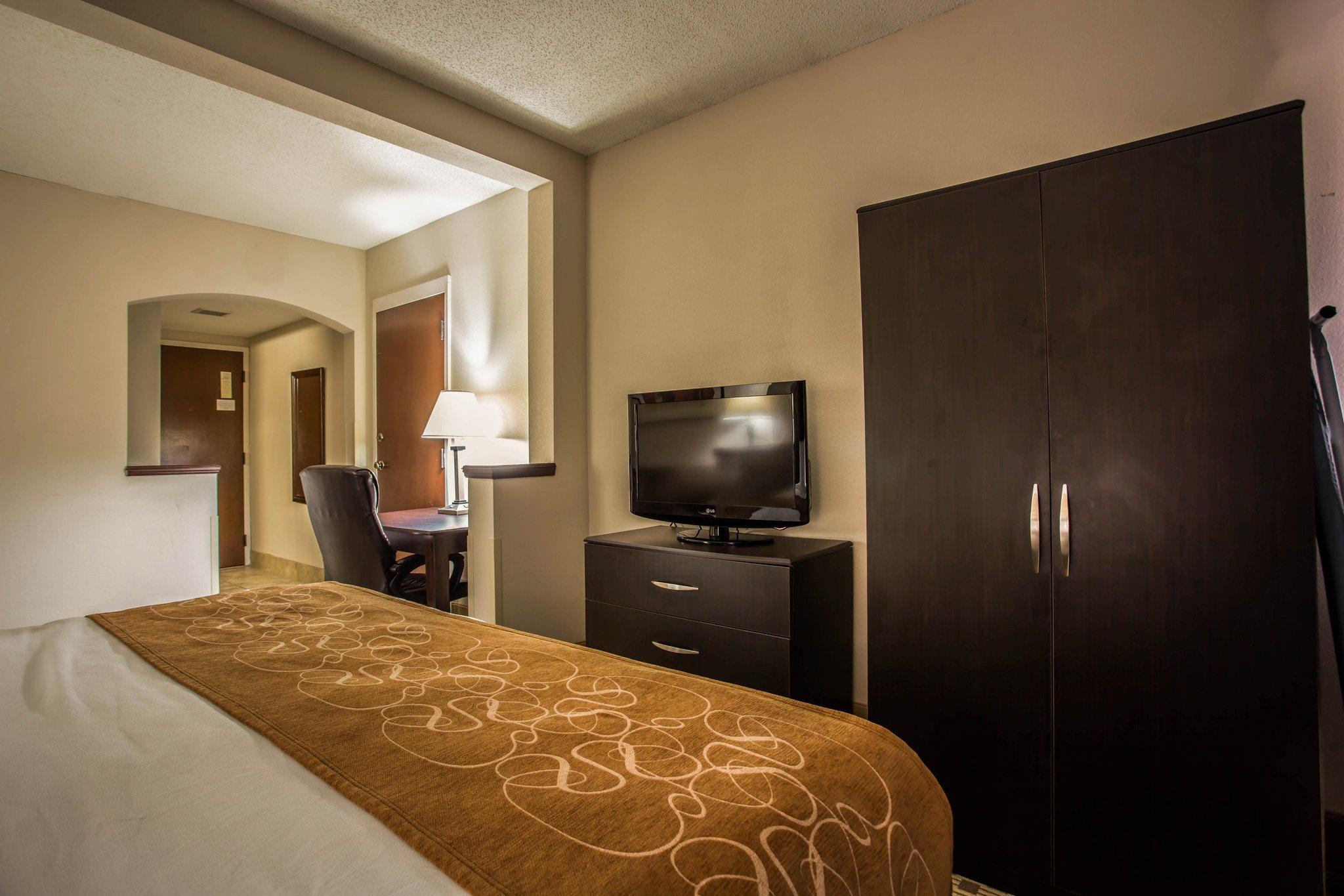 Comfort Suites Lumberton Bagian luar foto