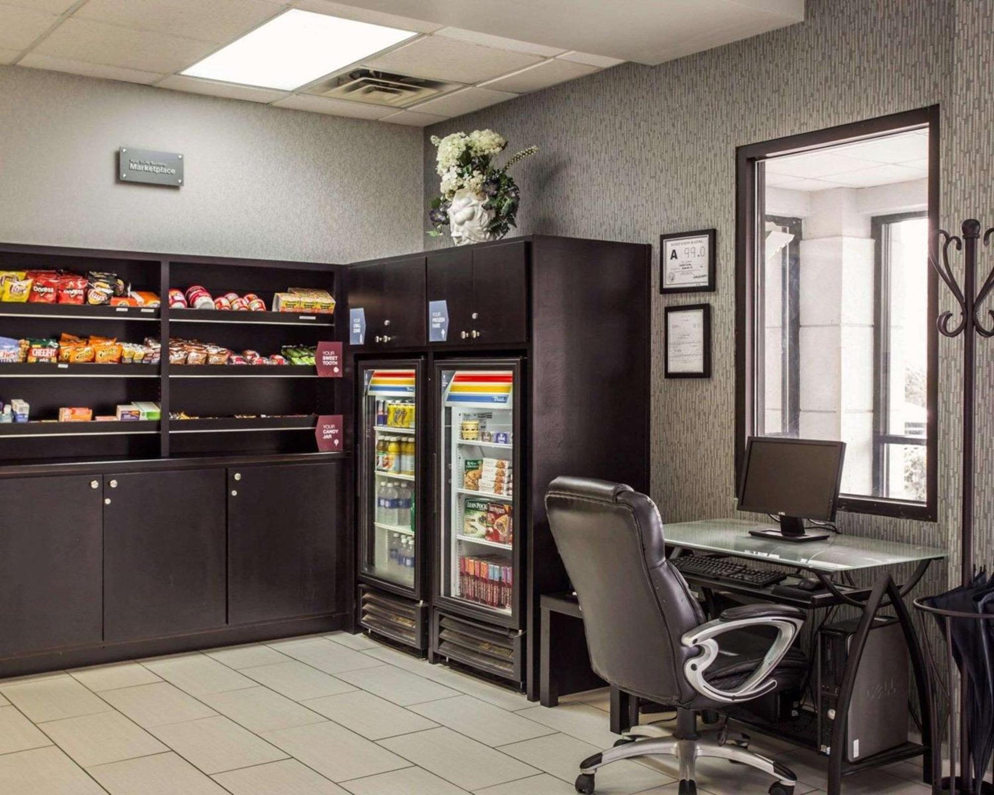 Comfort Suites Lumberton Bagian luar foto