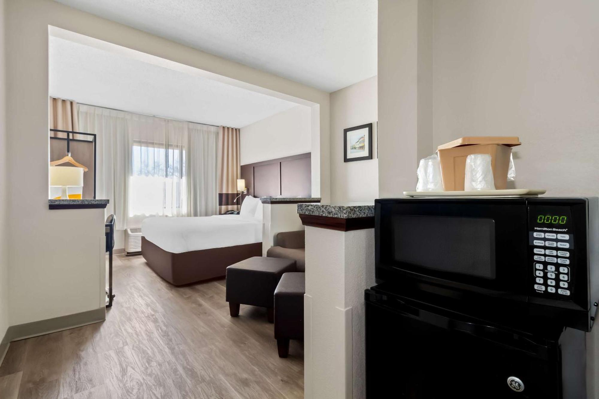 Comfort Suites Lumberton Bagian luar foto