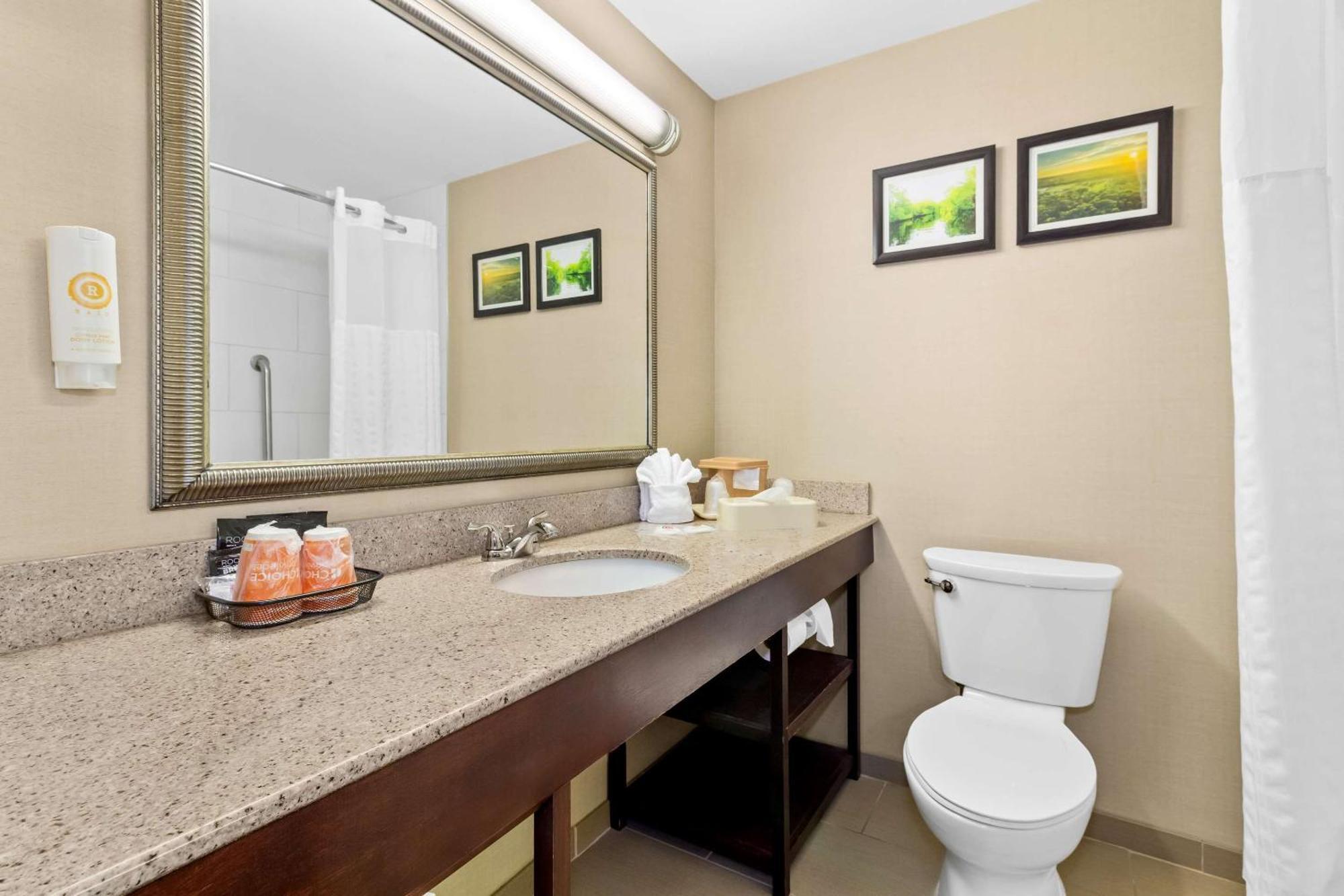 Comfort Suites Lumberton Bagian luar foto
