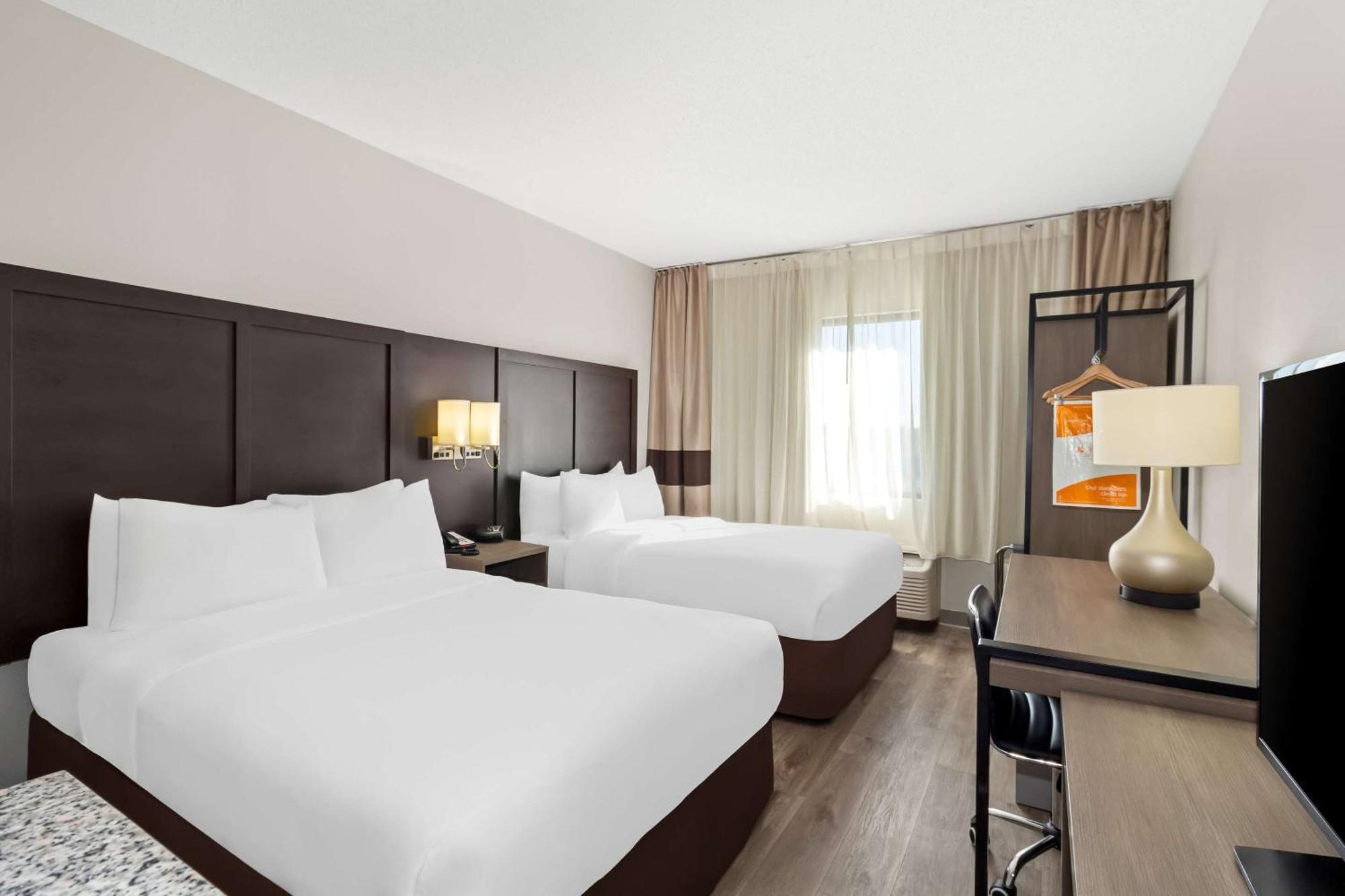 Comfort Suites Lumberton Bagian luar foto