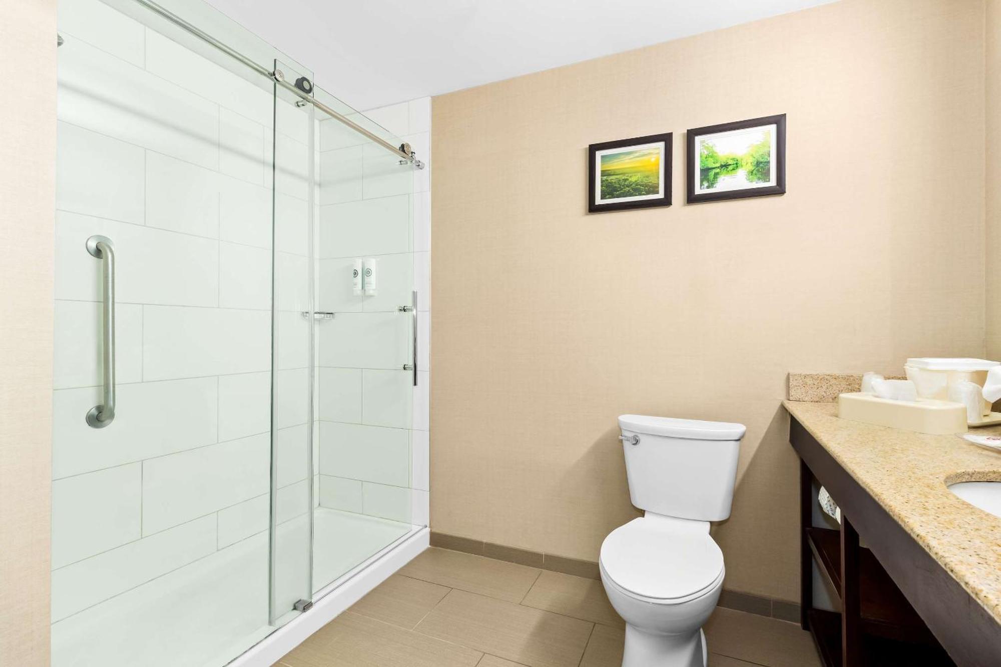Comfort Suites Lumberton Bagian luar foto